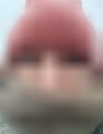 Bettina, 38