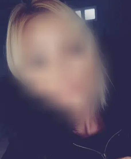 Chiara, 25