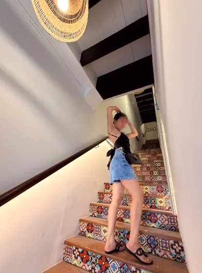 Denise, 30