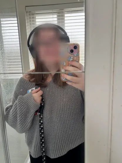 Hannah, 23