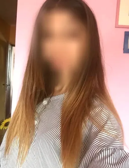 Yvonne, 28